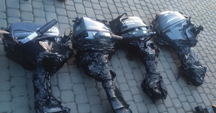 Львівські митники вилучили японські мотори вартістю майже 100 тисяч гривень (фото) Львівські митники вилучили японські мотори вартістю майже 100 тисяч гривень (фото)
