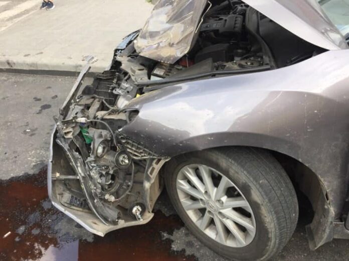 Жінка, яку у центрі Львова збила автівка, померла у лікарні (фото) Жінка, яку у центрі Львова збила автівка, померла у лікарні (фото)