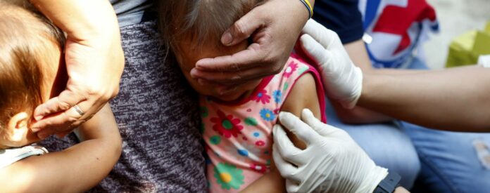 Які щеплення і довідки потрібні дитині до школи: нагадує Супрун Які щеплення і довідки потрібні дитині до школи: нагадує Супрун