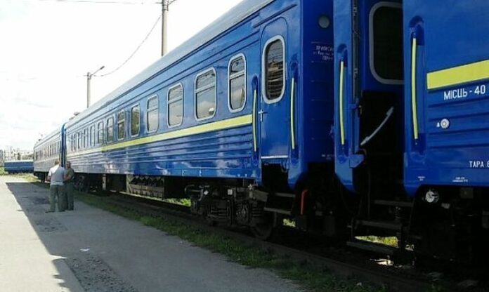 «Укрзалізниця» відновила рух приміських потягів від Волновахи до станції Південнодонбаська «Укрзалізниця» відновила рух приміських потягів від Волновахи до станції Південнодонбаська