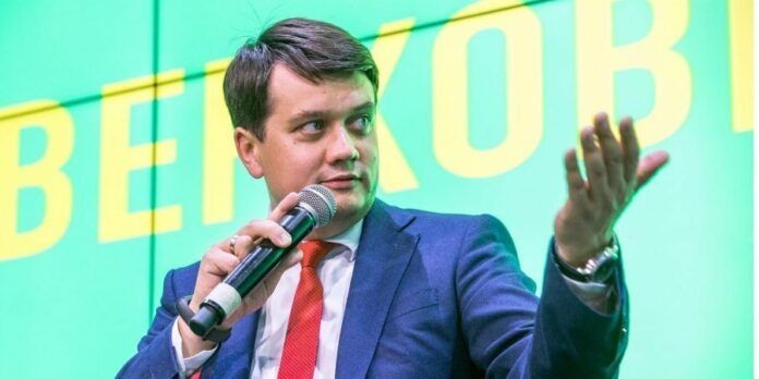 Разумков повідомив, чому не озвучуються кандидатури глави Міноборони Разумков повідомив, чому не озвучуються кандидатури глави Міноборони