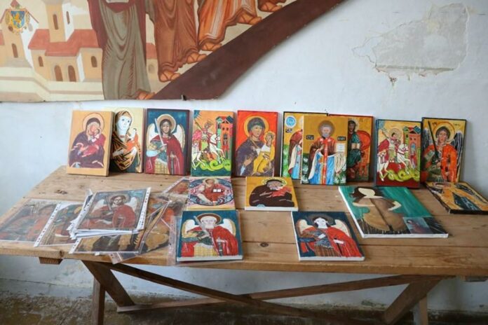 На Львівщині юні іконописці представили роботи На Львівщині юні іконописці представили роботи