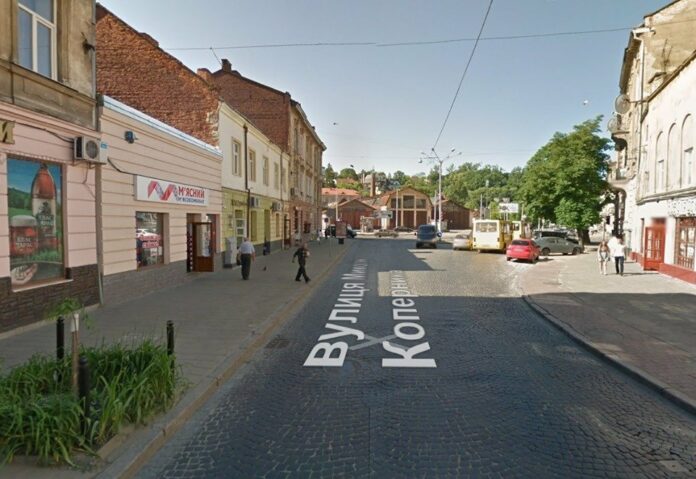 На Коперника у Львові облаштують пішохідний перехід На Коперника у Львові облаштують пішохідний перехід