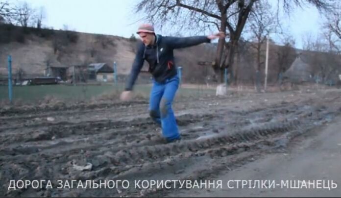 Священик зі Старосамбірщини зняв кліп-звернення до нової влади (відео) Священик зі Старосамбірщини зняв кліп-звернення до нової влади (відео)