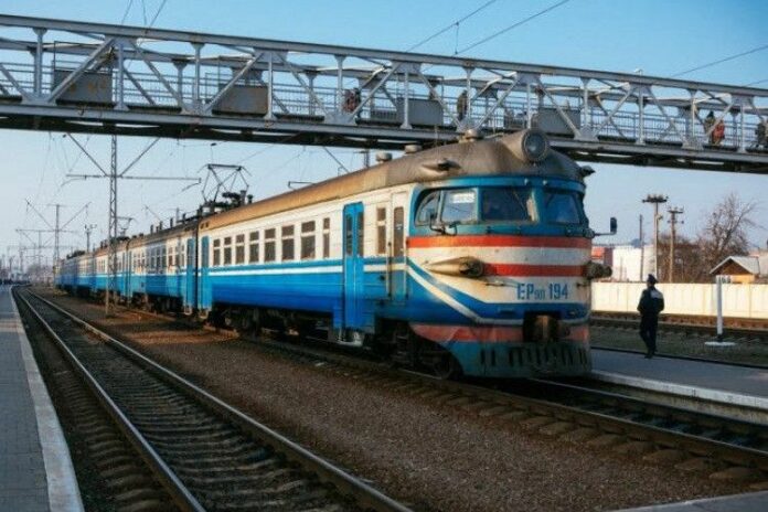 Через ремонт колії не курсує потяг «Львів-Сокаль» Через ремонт колії не курсує потяг «Львів-Сокаль»