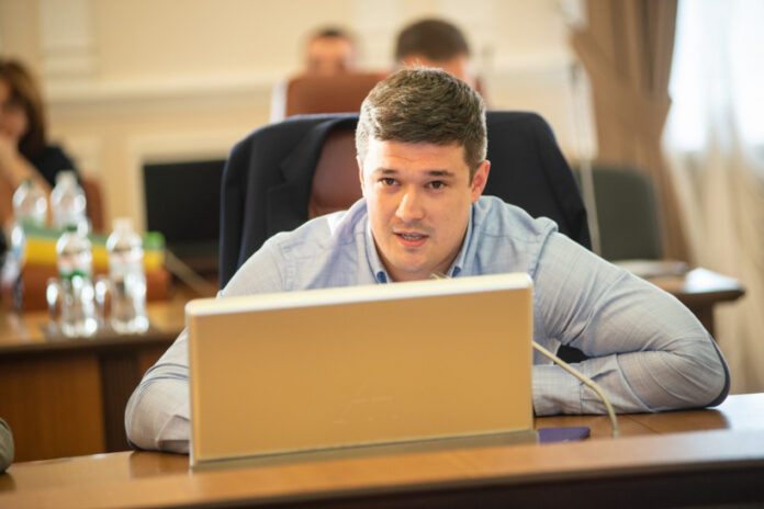 Громадськість отримає можливість контролювати видатки на ремонт доріг Громадськість отримає можливість контролювати видатки на ремонт доріг