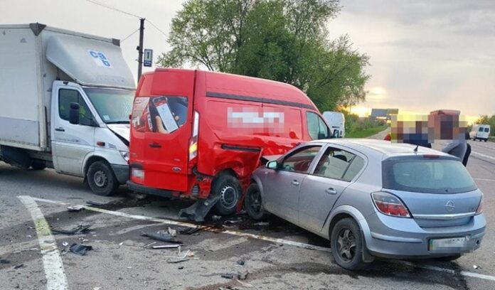 З початку року на дорогах Львівщини загинули 159 осіб З початку року на дорогах Львівщини загинули 159 осіб