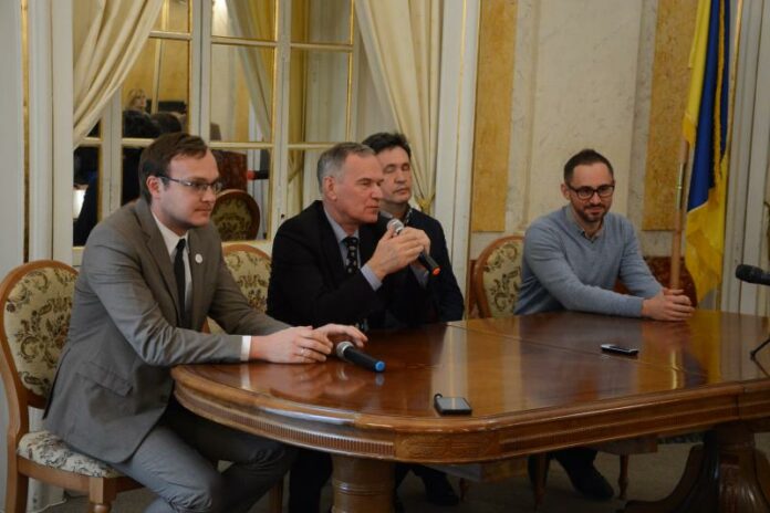 Виставка «Ангели» встановила у Львові декілька рекордів Виставка «Ангели» встановила у Львові декілька рекордів