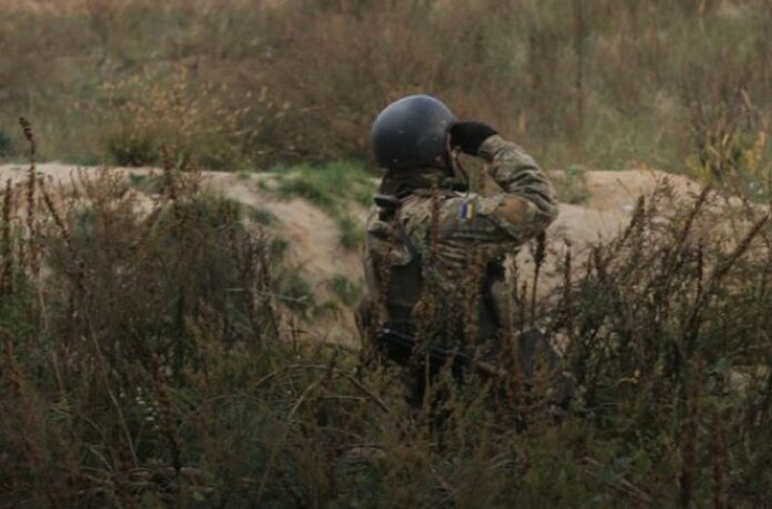 Загострення на Донбасі: 24 обстріли, поранено двоє військових Загострення на Донбасі: 24 обстріли, поранено двоє військових