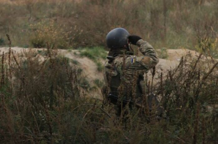 Доба на Донбасі: поранено українського військового Доба на Донбасі: поранено українського військового