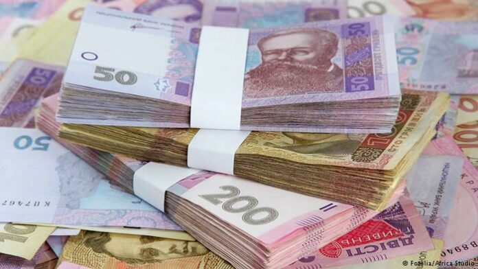 У Львові викрили підприємця, який не сплатив податку на суму 900 тисяч гривень У Львові викрили підприємця, який не сплатив податку на суму 900 тисяч гривень