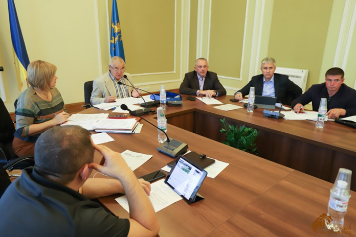 У Львівській облраді погодили розподіл 4,5 мільйона на виконання обласних програм У Львівській облраді погодили розподіл 4,5 мільйона на виконання обласних програм