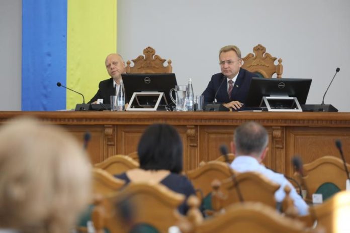 ЛМР проти реалізації формули Штайнмайєра ЛМР проти реалізації формули Штайнмайєра