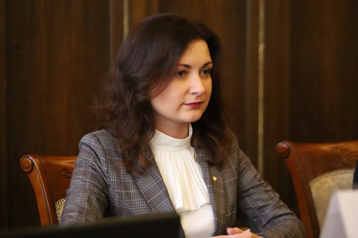 «Тепер я розумію з чого починати»: львівська прокурорка розповіла про свої найперші завдання «Тепер я розумію з чого починати»: львівська прокурорка розповіла про свої найперші завдання