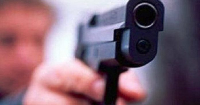 П’яний львів’янин, стріляючи з пістолета, вимагав не закривати ресторан П’яний львів’янин, стріляючи з пістолета, вимагав не закривати ресторан