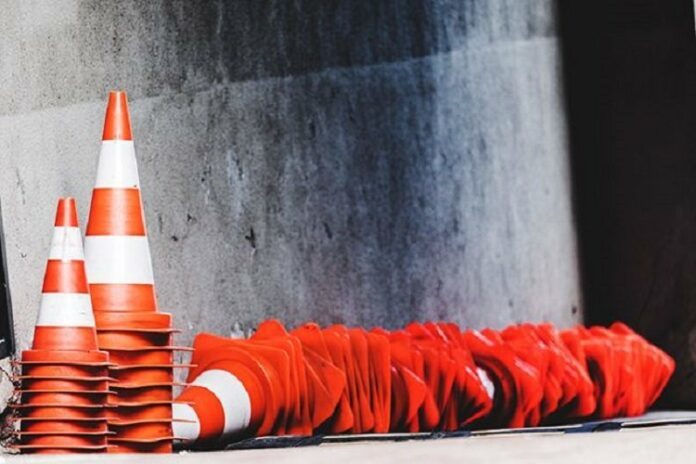 У Львові перекриють рух транспорту на вулиці Жасминовій У Львові перекриють рух транспорту на вулиці Жасминовій