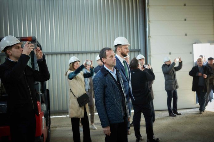 Міжнародна компанія Avellana Gold відкрила масштабний проект з відновлення екології на Закарпатті Міжнародна компанія Avellana Gold відкрила масштабний проект з відновлення екології на Закарпатті