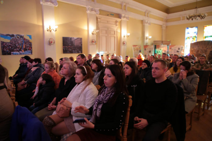 У Львові вшанували 35 Героїв російсько-української війни У Львові вшанували 35 Героїв російсько-української війни
