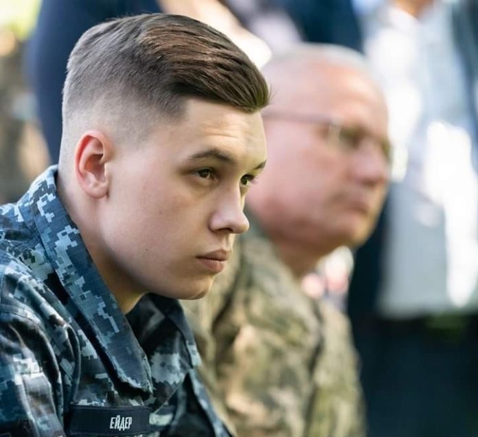 Було 20 пар спідньої білизни, залишилася одна, – Ейдер повідомив про крадіжку росіянами особистих речей Було 20 пар спідньої білизни, залишилася одна, – Ейдер повідомив про крадіжку росіянами особистих речей