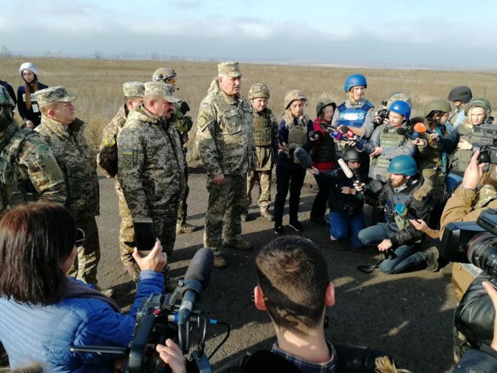 Бойовики зірвали розведення сил у Петрівському — штаб Бойовики зірвали розведення сил у Петрівському — штаб