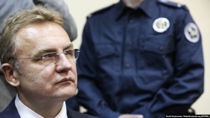 Андрій Садовий та Прокуратура збираються оскаржити рішення суду щодо запобіжного заходу Андрій Садовий та Прокуратура збираються оскаржити рішення суду щодо запобіжного заходу