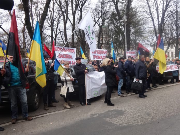 «Ми пропадемо у Львові», – мешканці Сокільників під ЛОДА вимагали дозволити їм створити ОТГ «Ми пропадемо у Львові», – мешканці Сокільників під ЛОДА вимагали дозволити їм створити ОТГ