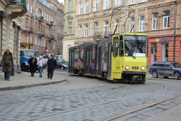 Стало відомо, скільки «Львівелектротранс» заробляє на рекламі Стало відомо, скільки «Львівелектротранс» заробляє на рекламі