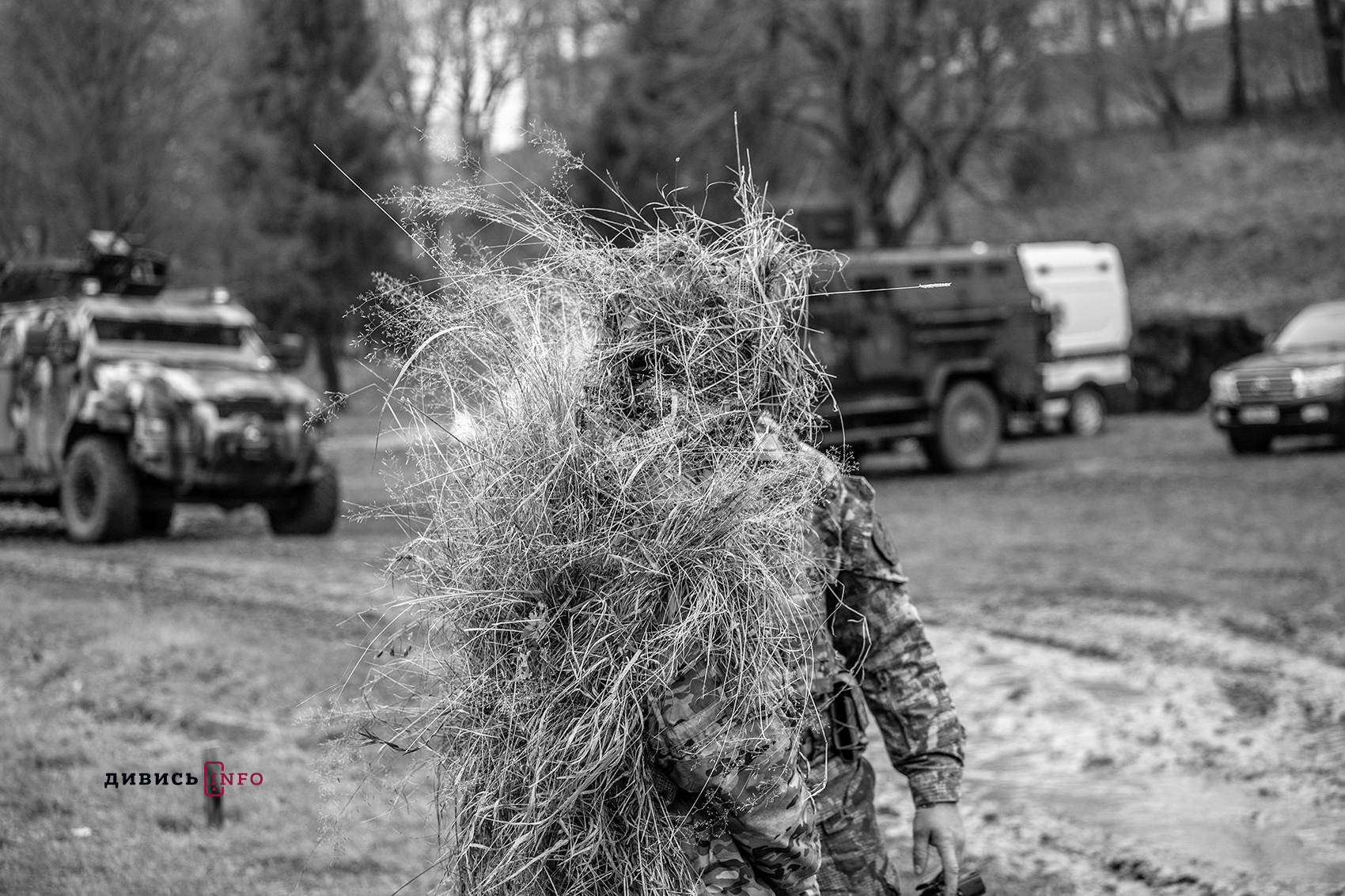 Як Нацгвардія й поліція під Львовом вчилися ліквідовувати диверсантів у зоні ООС (фоторепортаж) - 28