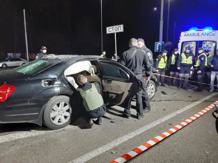 У Києві вибухнув автомобіль, один загиблий У Києві вибухнув автомобіль, один загиблий