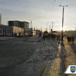 На пл. Двірцевій почав курсувати громадський транспорт - 3 трамвайних маршрути і 13 автобусних - 7