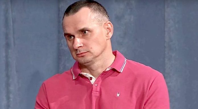 Те, за що боролись українці, йде прахом – Сенцов прокоментував обмін Те, за що боролись українці, йде прахом – Сенцов прокоментував обмін