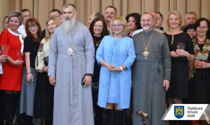 У Львові зібрали понад півмільйона гривень на стипендії для семінаристів У Львові зібрали понад півмільйона гривень на стипендії для семінаристів