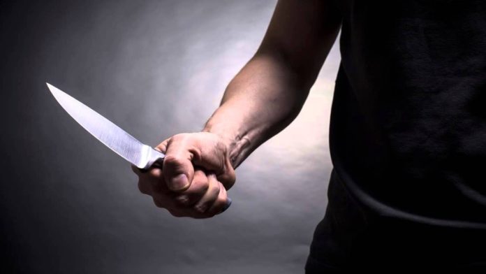 18-річний мешканець Новояворівська тричі вдарив вітчима ножем 18-річний мешканець Новояворівська тричі вдарив вітчима ножем