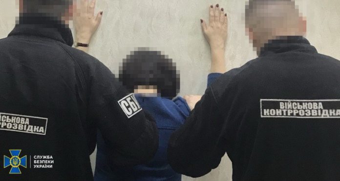 СБУ викрила ексвійськову Нацгвардії в сприянні терористам «ДНР» СБУ викрила ексвійськову Нацгвардії в сприянні терористам «ДНР»