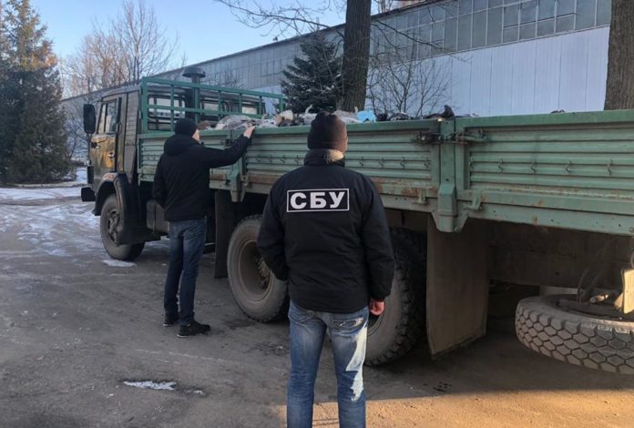 На Львівщині СБУ провела 11 обшуків у справі розкрадання військового обладнання На Львівщині СБУ провела 11 обшуків у справі розкрадання військового обладнання