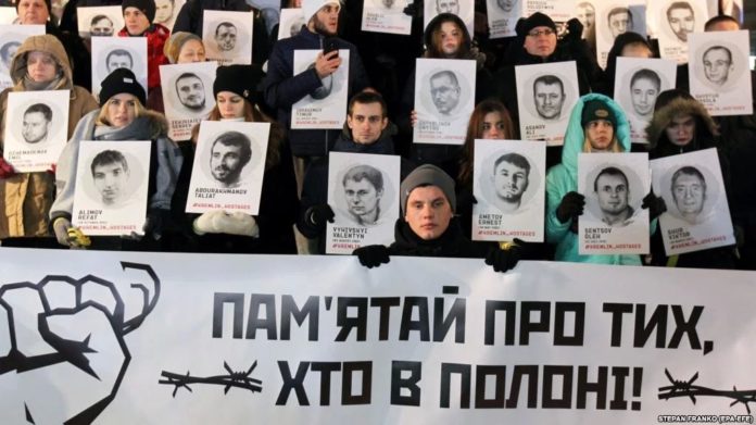 Близько сотні українських політв’язнів залишаться за ґратами у Росії на Різдво Близько сотні українських політв’язнів залишаться за ґратами у Росії на Різдво