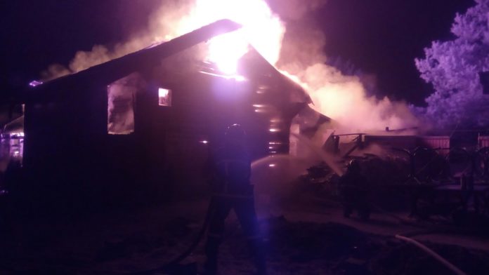 На Львівщині згоріла дерев’яна сауна На Львівщині згоріла дерев’яна сауна