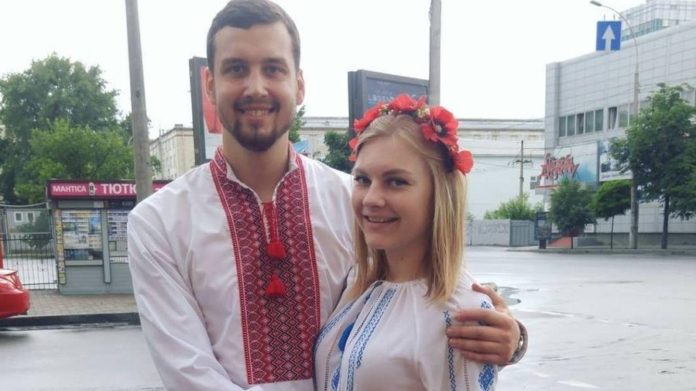 «Я підозрював, що щось не так», – хлопець бортпровідниці, яка загинула в авіакатастрофі «Я підозрював, що щось не так», – хлопець бортпровідниці, яка загинула в авіакатастрофі