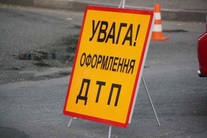 У Львові на жінку-пішохода наїхав автомобіль У Львові на жінку-пішохода наїхав автомобіль
