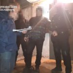 3000 доларів США за закриття справи – ДБР затримало начальника відділу поліції - 3