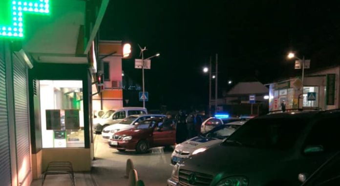 У Брюховичах п’яний водій в’їхав у магазин У Брюховичах п’яний водій в’їхав у магазин