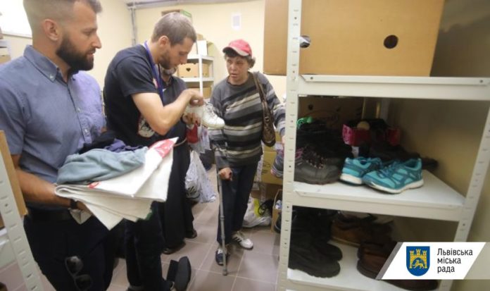 У Львові для бездомних та потребуючих діє пункт обігріву У Львові для бездомних та потребуючих діє пункт обігріву