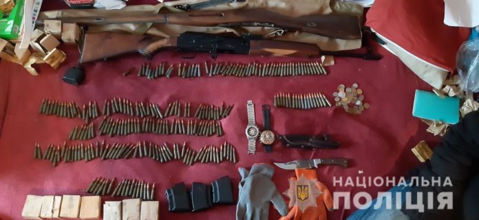 На Львівщині затримали зловмисників, причетних до 13 крадіжок з будинків та квартир На Львівщині затримали зловмисників, причетних до 13 крадіжок з будинків та квартир