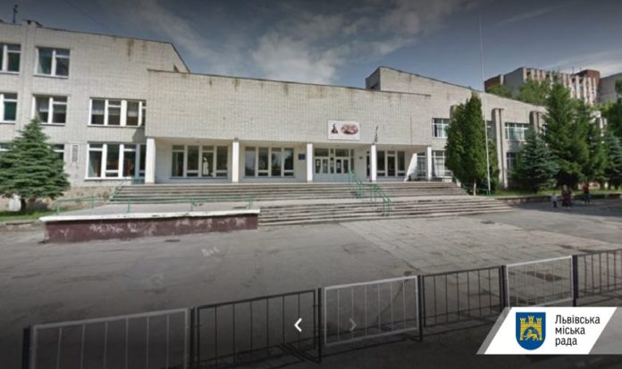 Управління освіти візьме від директора ліцею № 45 пояснення та визначить міру покарання Управління освіти візьме від директора ліцею № 45 пояснення та визначить міру покарання