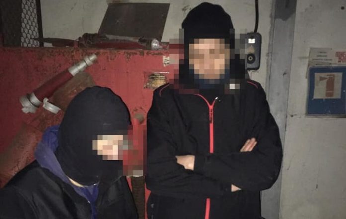 У Львові двоє осіб намагалися обікрасти стратегічний об’єкт (фото) У Львові двоє осіб намагалися обікрасти стратегічний об’єкт (фото)