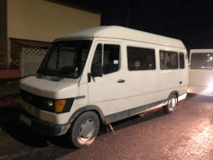 Поліцейьскі затримали львів’янина, який перевозив масштабну партію контрафактного алкоголю й цигарок (фото) Поліцейьскі затримали львів’янина, який перевозив масштабну партію контрафактного алкоголю й цигарок (фото)