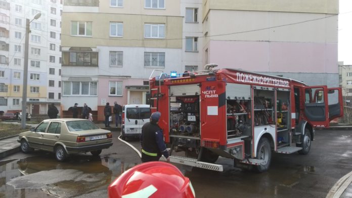 У Львові в пожежі виявлено тіло 42-річного чоловіка У Львові в пожежі виявлено тіло 42-річного чоловіка