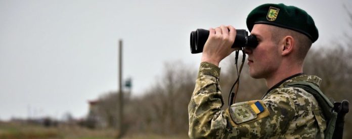 На Донбасі поранено двох українців На Донбасі поранено двох українців