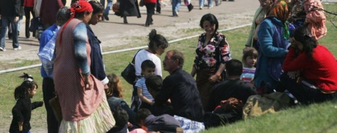 Посольство США відреагувало на утиски ромів в Івано-Франківську Посольство США відреагувало на утиски ромів в Івано-Франківську