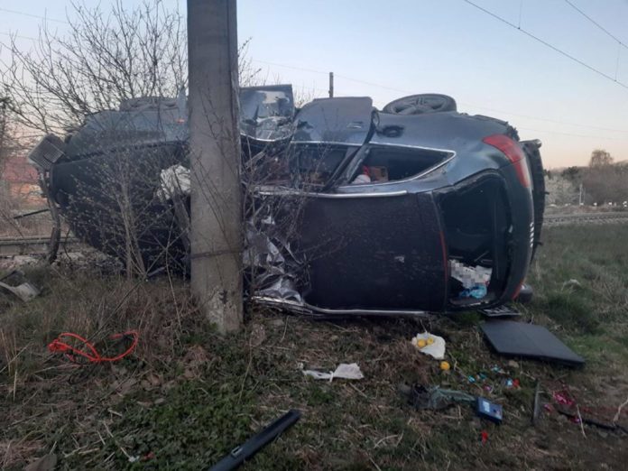 Смертельна ДТП у Львові: автомобіль «Ауді А6» врізався в електроопору Смертельна ДТП у Львові: автомобіль «Ауді А6» врізався в електроопору